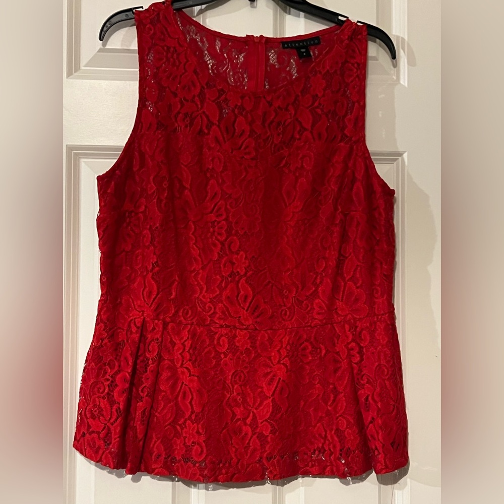 EUC Attention (Kmart) red lace peplum shell top. Size XL.